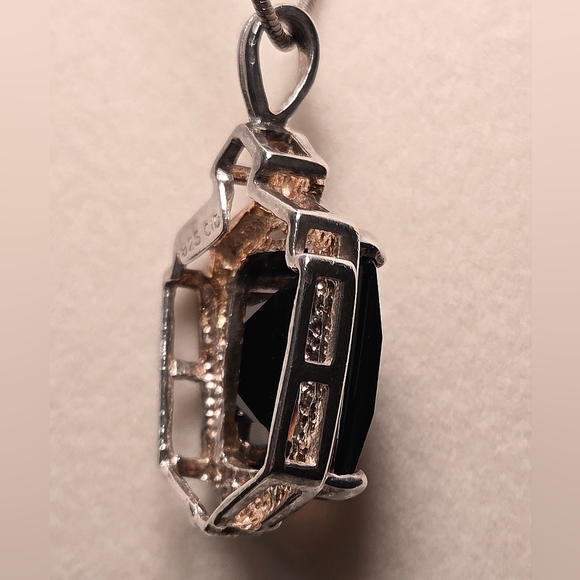 Smokey Quartz Pendant on Silver Snake Chain - Picture 4 of 4